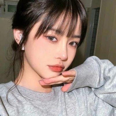 背鸭子的男孩